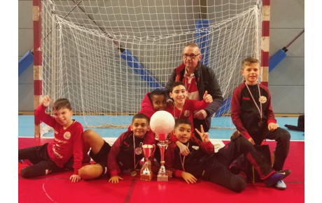 U 9 : 3ème au tournoi futsal de Bondoufle (4 janv)