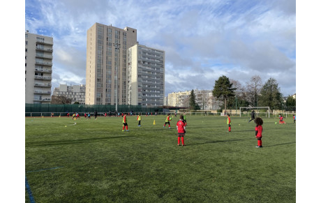 U 8 / SAM 4 DEC / DEPLACEMENT A IVRY SUR SEINE