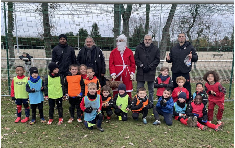 U 6 / Merc 15 dec : LE PERE NOEL A CROSNE